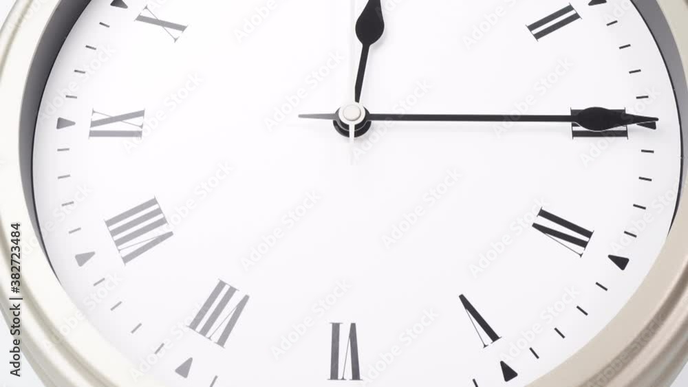 Eat lunch Close up Twelve o'clock White clock, Time lapse 60 minutes moving fast.
Eat lunch Close up Twelve o'clock White clock, Time lapse 60 minutes moving fast.