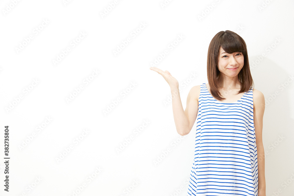 女性 案内 女性 案内