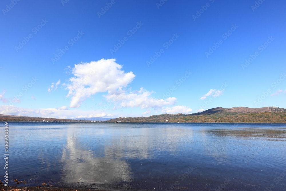 山中湖の紅葉風景 山中湖の紅葉風景