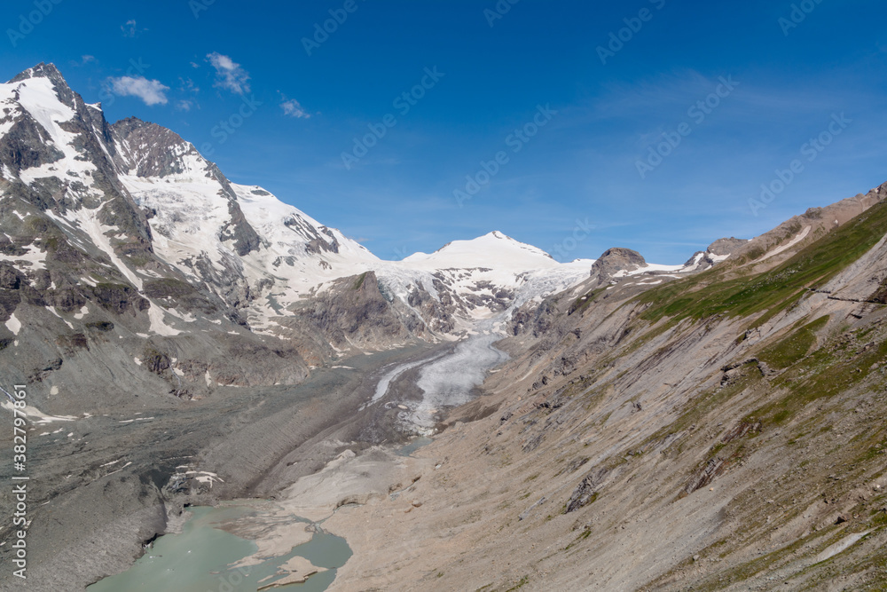 Fototapeta premium Blick auf den Johannisberg, Großglockner