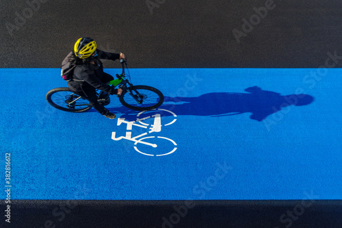 Obraz na płótnie Top view of bicycle lane