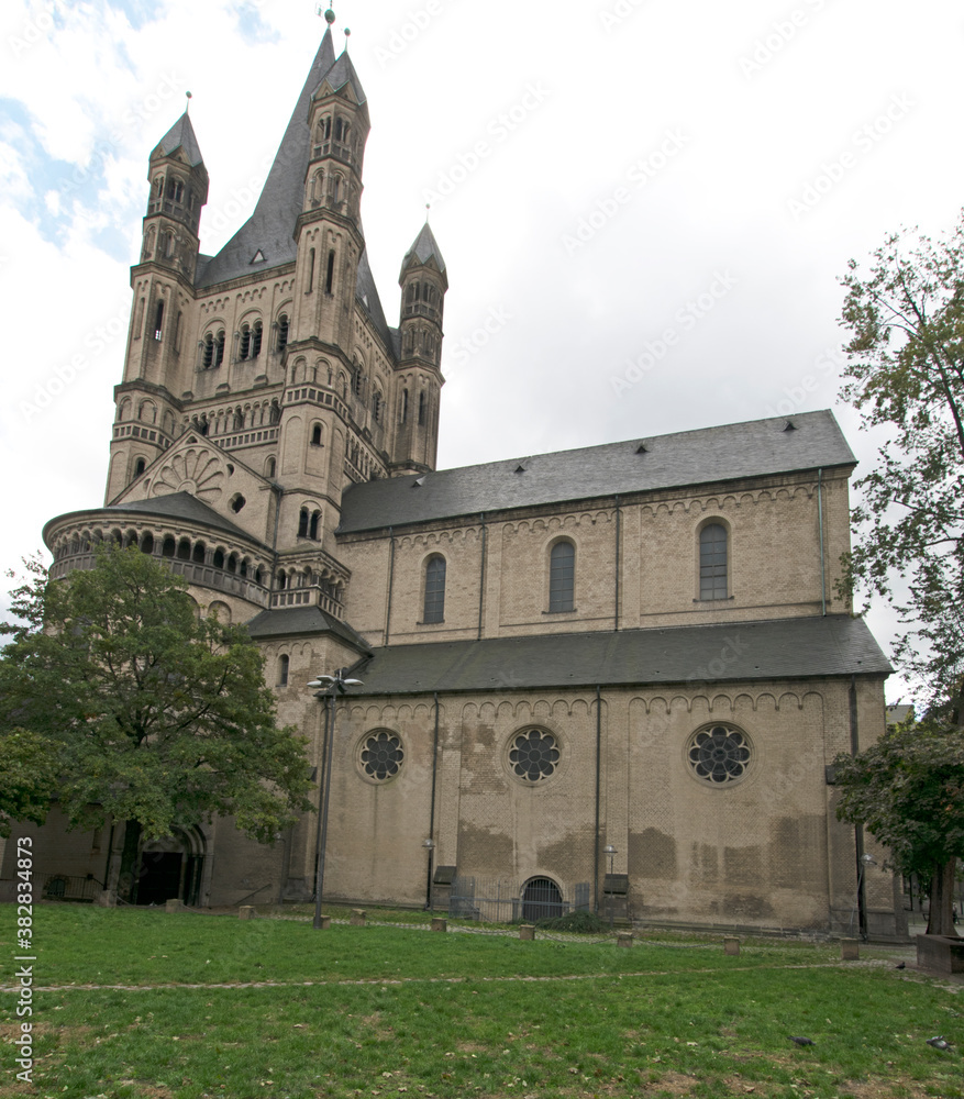 Köln, Romanische Kirche Groß-St.--Martin