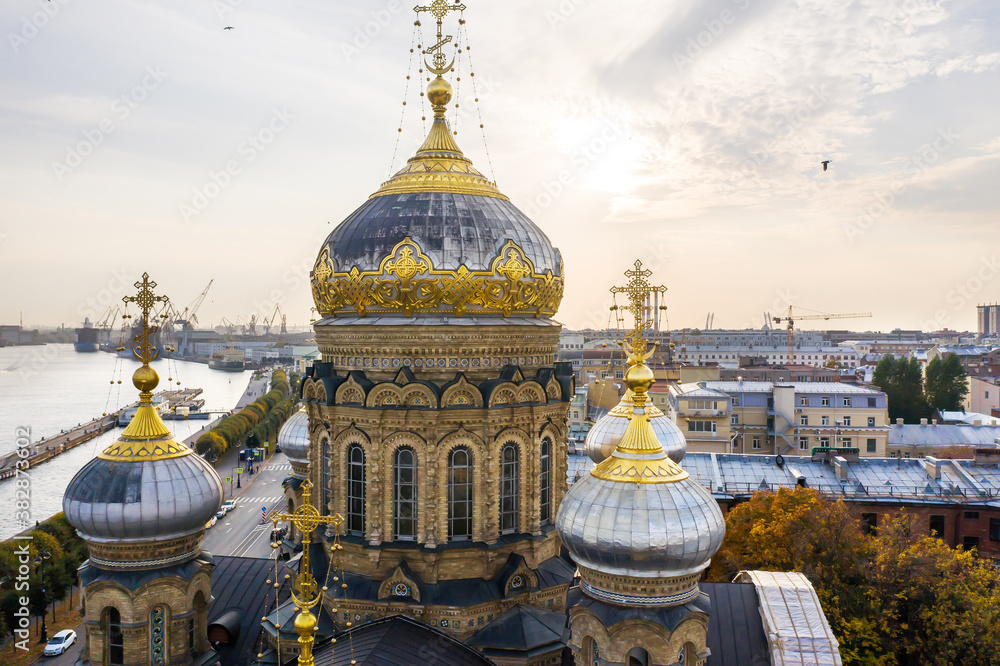 Obraz premium aerial view of the Church of the Assumption of the Blessed Virgin Mary on Vasilievsky Island in St. Petersburg and the Neva River