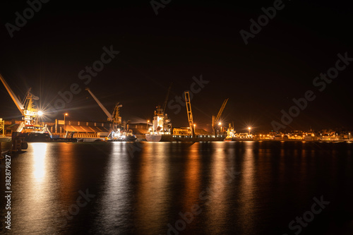 Vue de nuit des quais du port de Saint-Malo - Saint-Malo - France - Septembre 2020