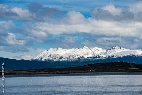 Scenic Cruising on the Beagle Channel © Betty Rong