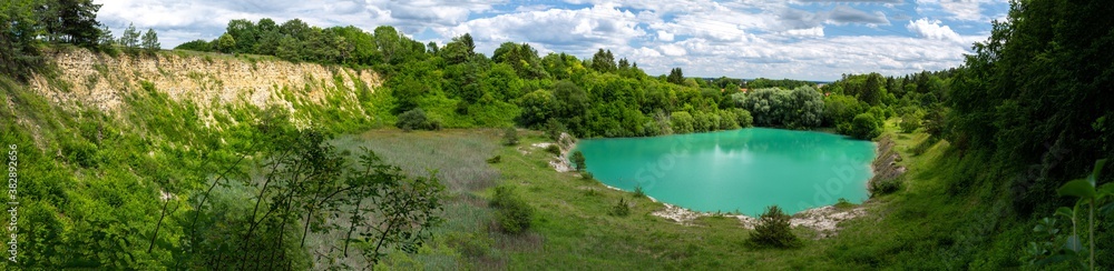 Panoramaaufnahme  Blauer See in Ehingen an der Donau