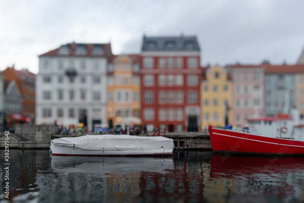 Obraz premium boats on the river