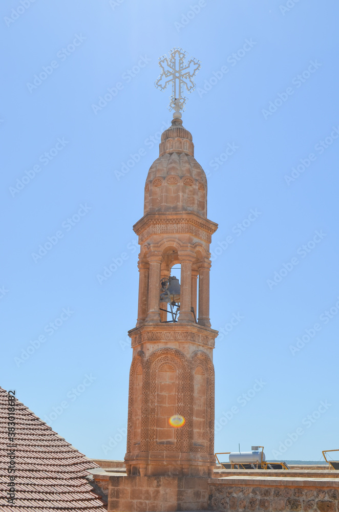 Fototapeta premium church cross and blue sky background 