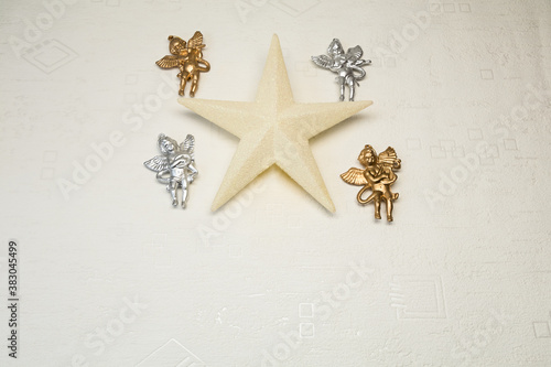 Décoration de Noël sur fond blanc texture neige carte de vœux joyeux Noël