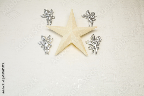 Décoration de Noël sur fond blanc texture neige carte de vœux joyeux Noël