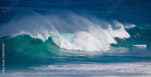 Fototapeta Naklejka Na Ścianę i Meble -  Powerful wave at Yellingup, Western Australia