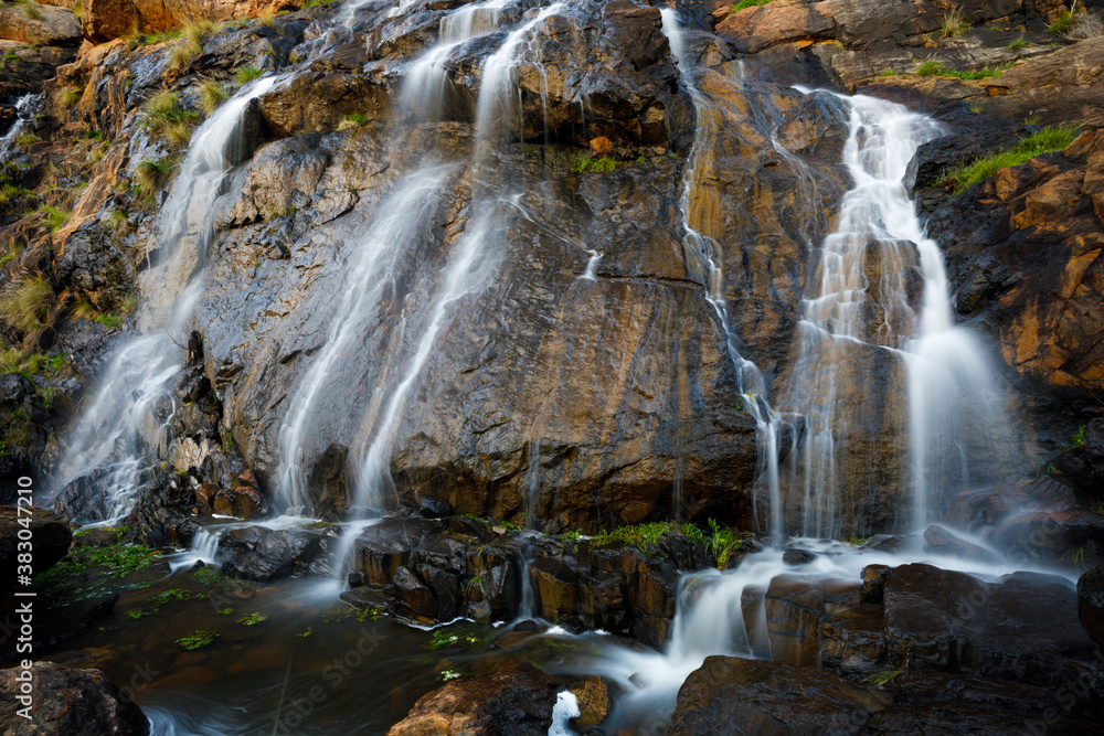Obraz premium Cascading waterfall after rain in Brigadoon, Swan Valley, Western Australia