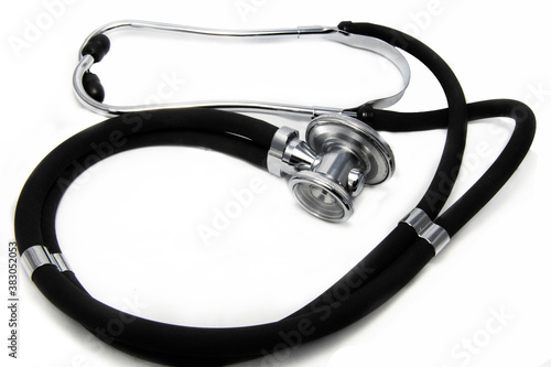 Stetoscopio nero fotografato su sfondo bianco. photo