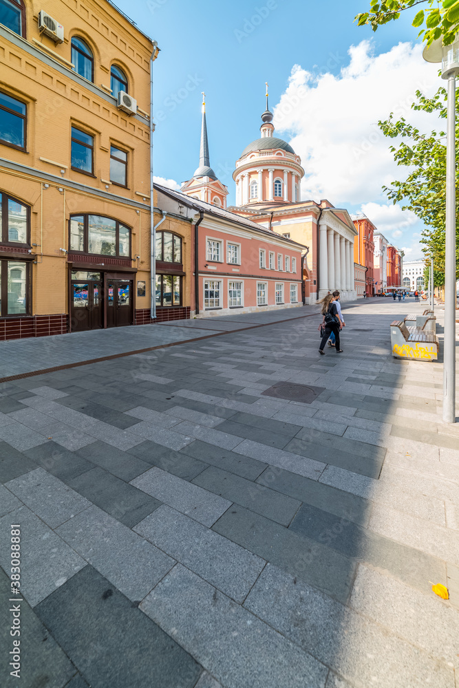 New square, Russian Orthodox University.HIGH school-dance school in Moscow.