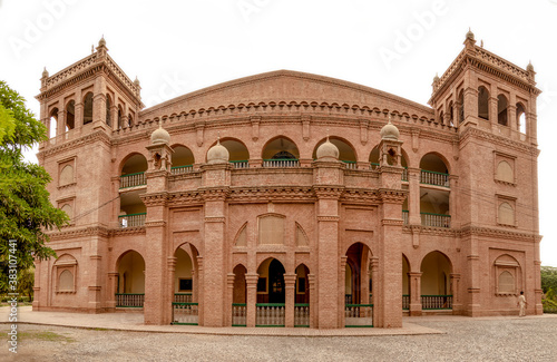 Islamia College, Peshawar is a Public Sector University located in midst of Peshawar, Khyber Pakhtunkhwa, Pakistan. photo