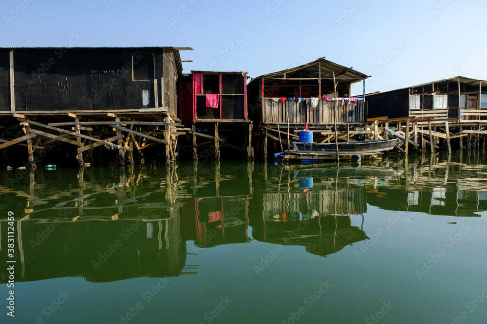 houses on the river