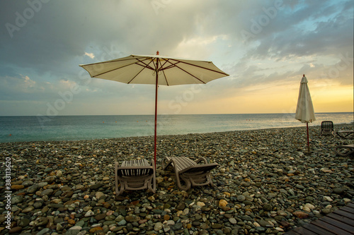 Obraz na plátně umbrellas on the beach in the Big Sochi ( Adler)