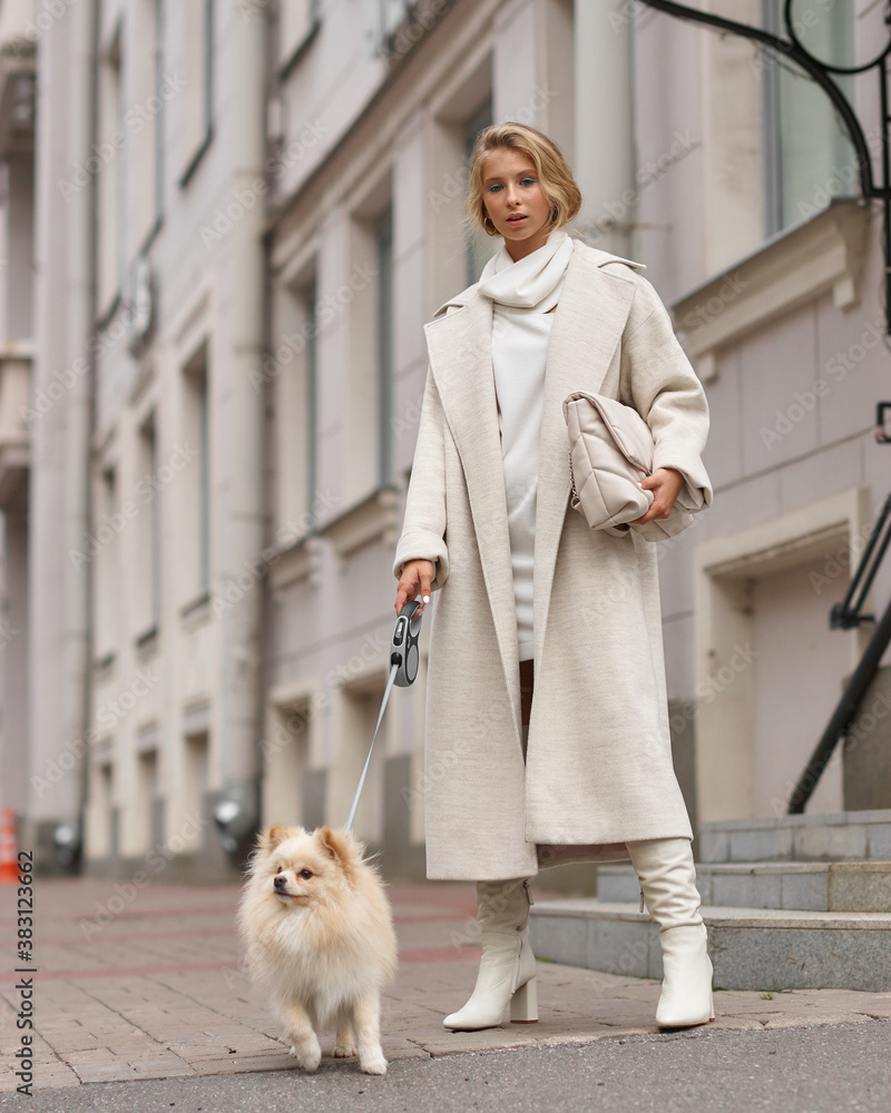 Elegant woman style deals
