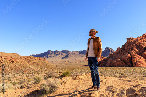 Man in the Desert (ID: 383139609)
