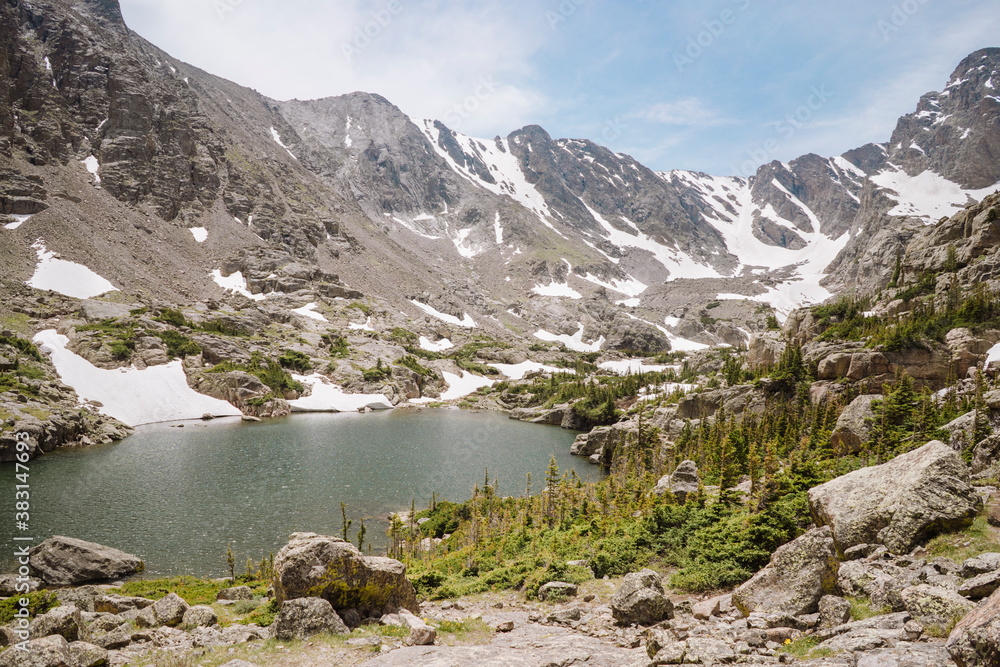 Fototapeta premium lake in the mountains