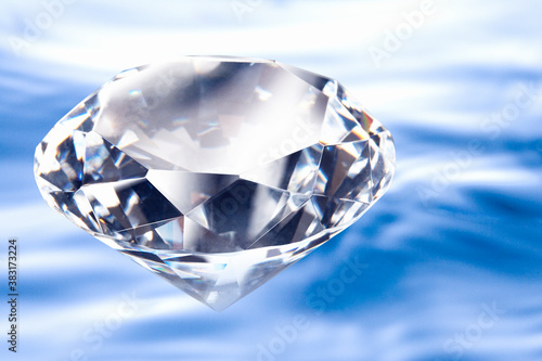 ダイヤモンドと水面