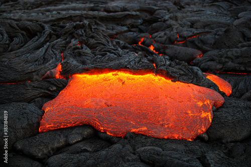 Kīlauea volcano's Pāhoehoe lava flow, Big island Hawaii. Lava is molten or partially molten rock (magma) . 2018 February