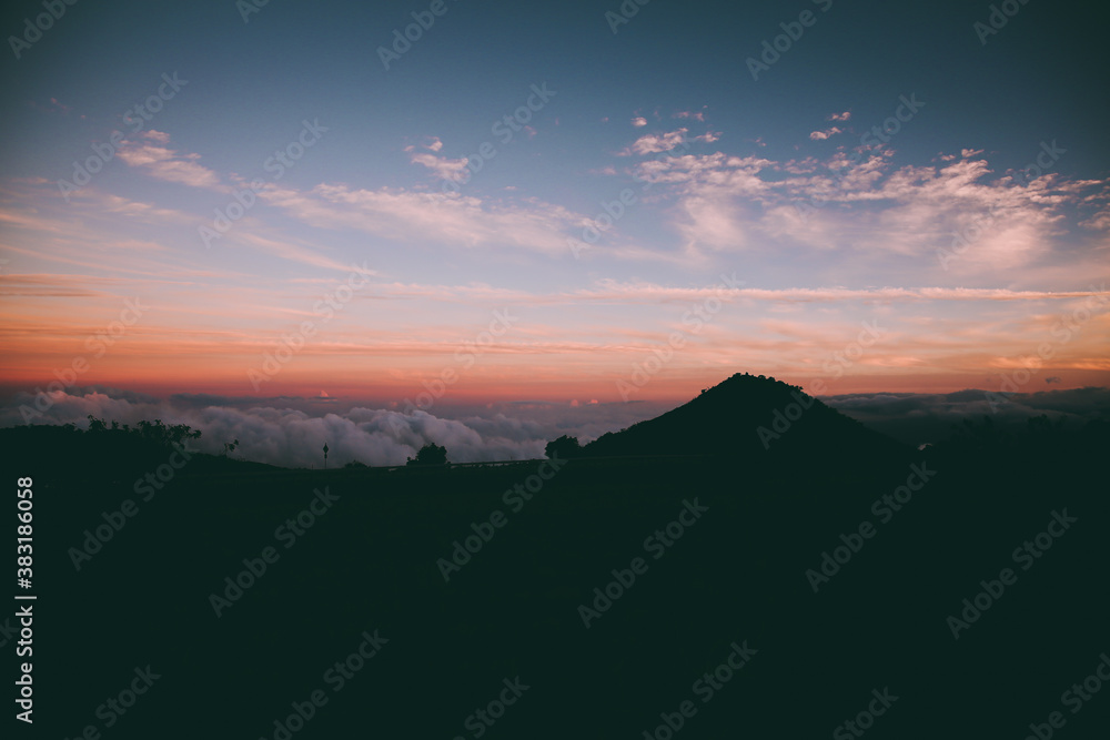 Fototapeta premium Sunset at Mauna Kea, Hawaii