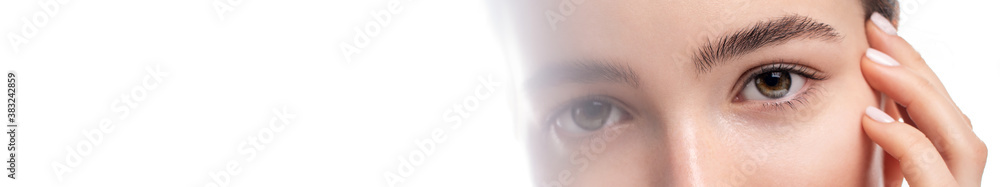 Fototapeta premium Close up portrait of a young woman.