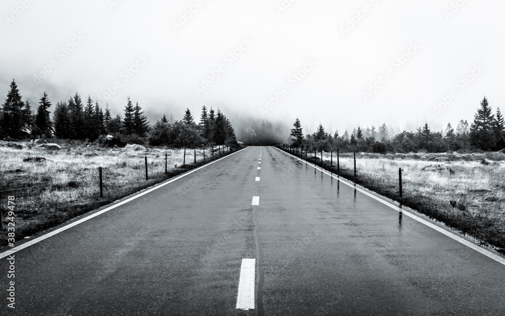 Highway in Grimselwelt in misty morning
Highway in Grimselwelt in misty morning