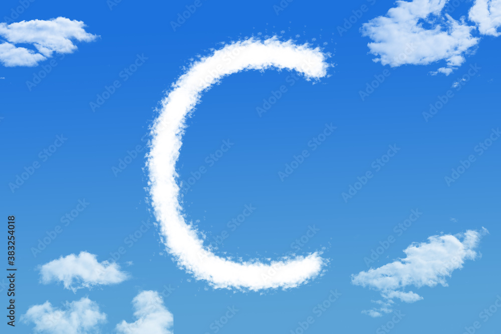 Naklejka premium Letter C cloud shape on blue sky