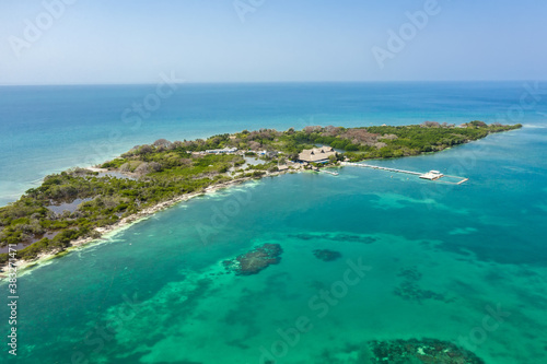 Fototapeta Naklejka Na Ścianę i Meble -  Island Luxury Hotel Resort Travel Vacation Relax Caribbean Sea