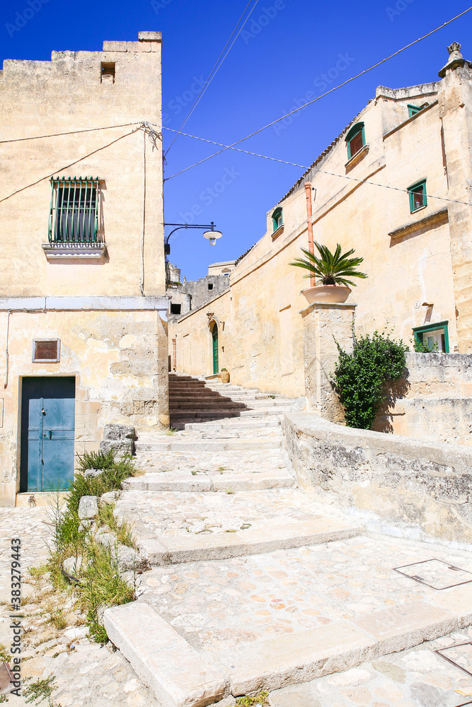 Into the city of Matera, in Italy, with its typical white houses