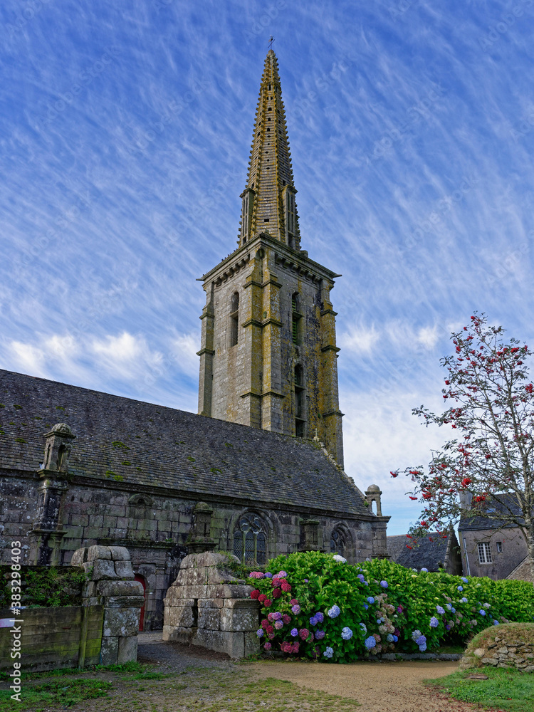 Enclos Paroissial de Commana, L'église Saint-Derrien, Armorique, Finistère, Bretagne, France