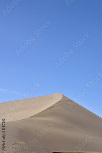 Echoing - Sand Dune