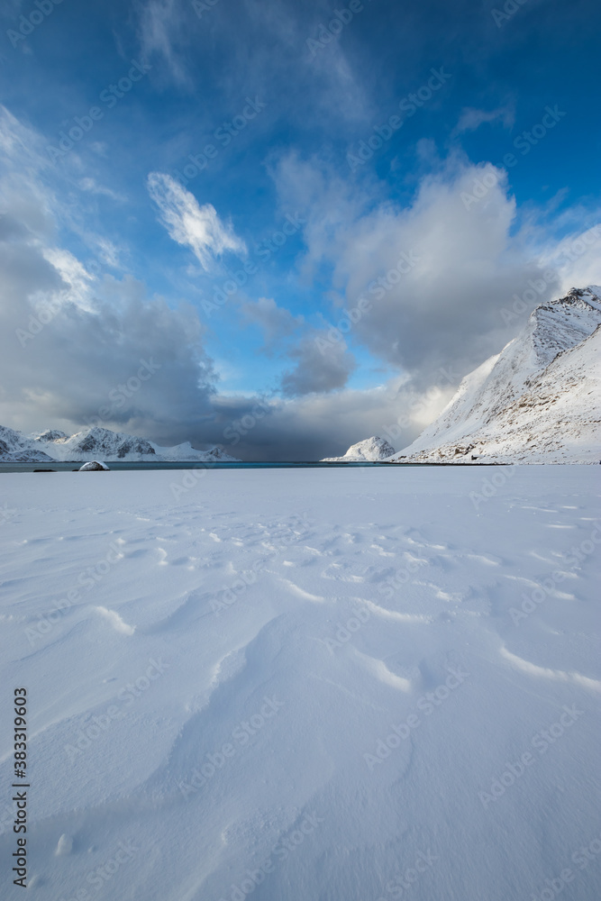 Snow Beach in Norway, White Beach in Norway, Snow Beach in Lofoten Islands, Spiaggia bianca, Isole Lofoten Snow Beach in Norway, White Beach in Norway, Snow Beach in Lofoten Islands, Spiaggia bianca, Isole Lofoten