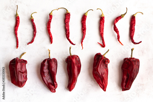 Pîmientos rojos secos y pimientos choriceros tipicos de la cocina española photo