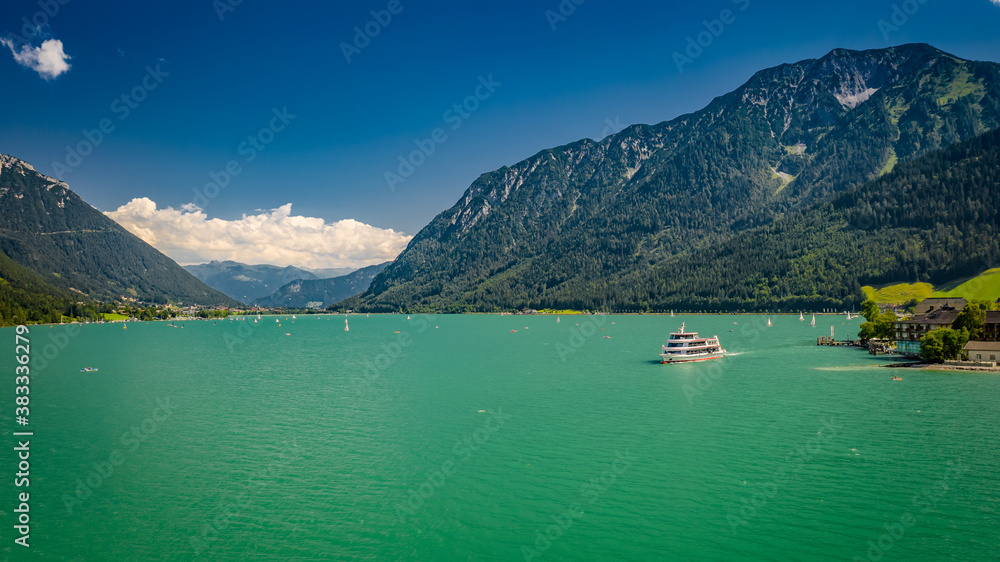 Fototapeta premium Achensee in Österreich