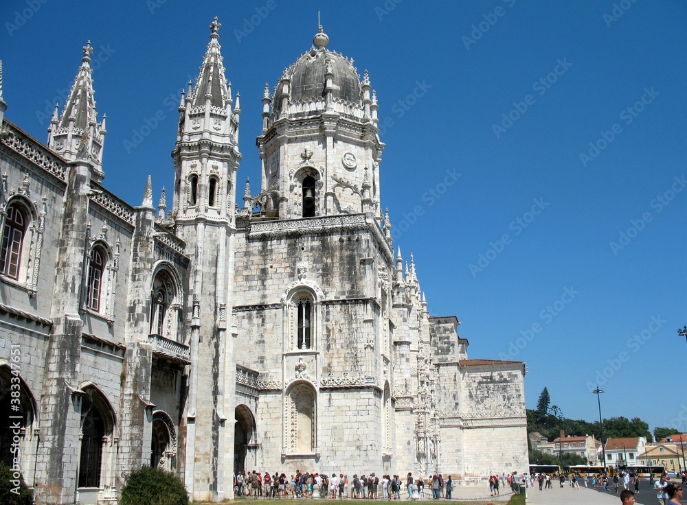 Lisbon, the stone lace of the Portuguese capital