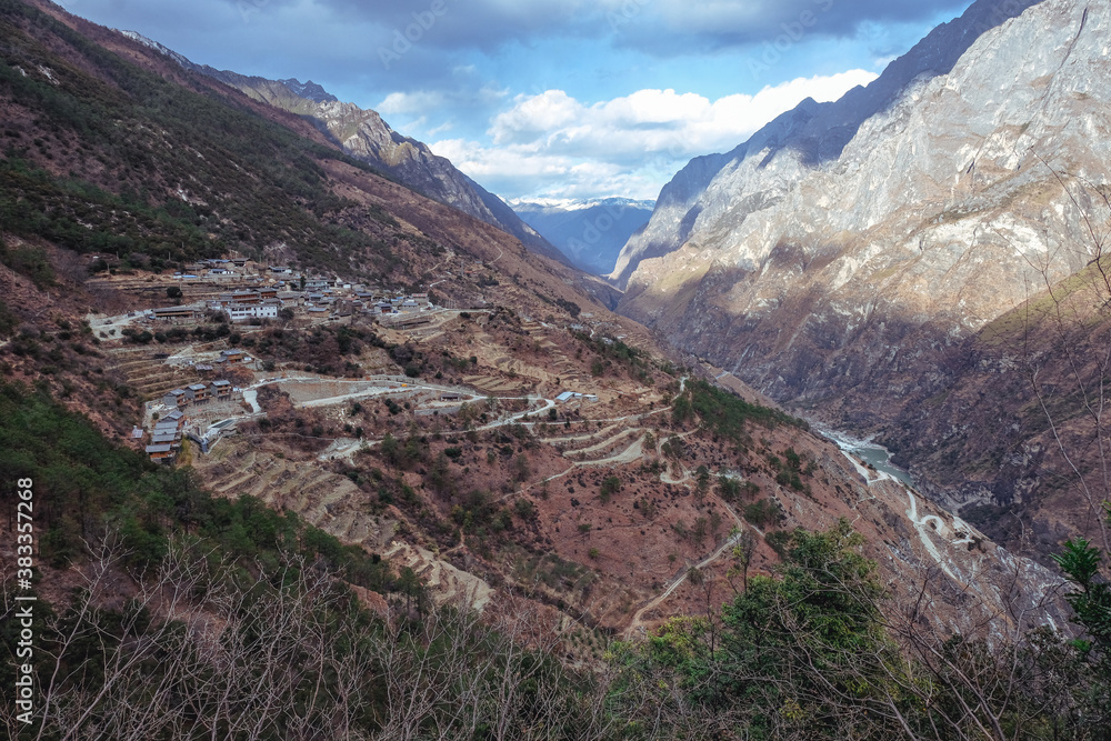 Naklejka premium Yunnan Mountainside