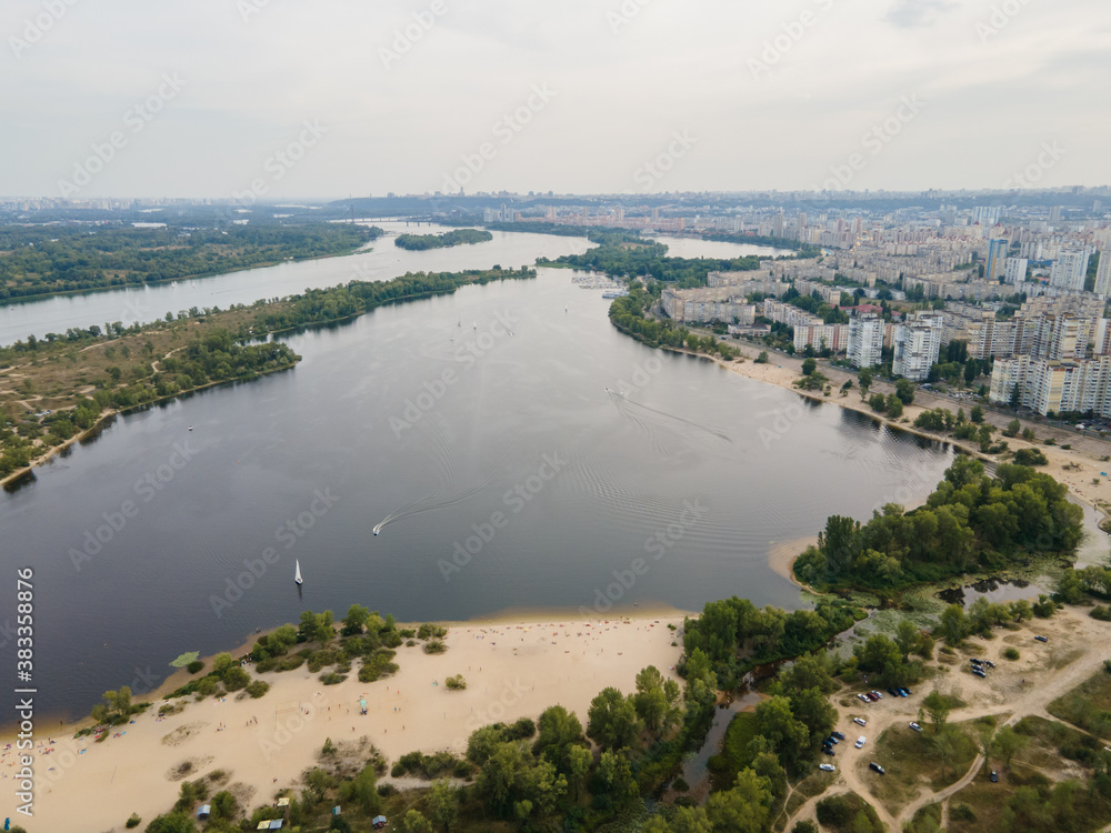 Obraz premium Aerial view of the Dnieper river near Kiev