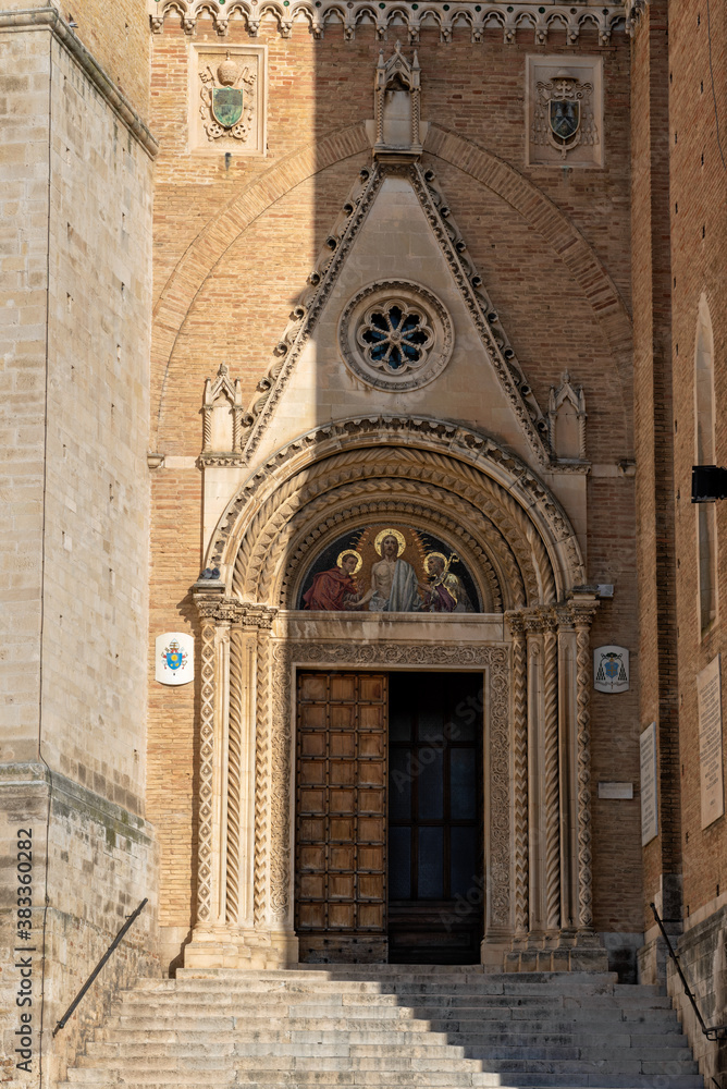 Chieti, Abruzzo, Italy, Europe, Cathedral of San Giustino, facade