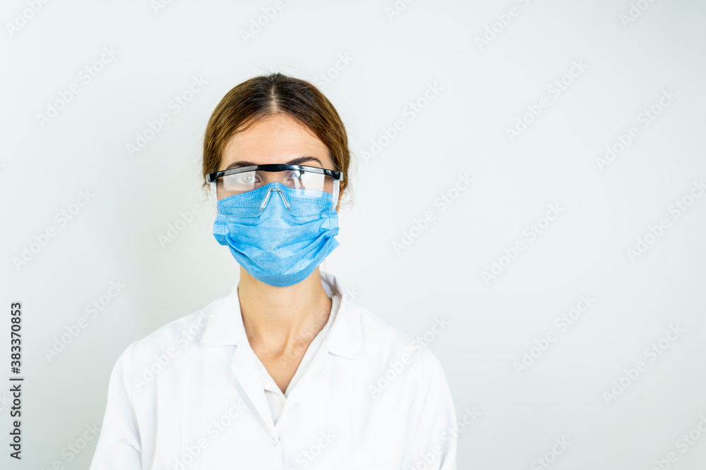 Doctor wearing medical mask to protect against coronavirus 2019 disease or COVID-19 global outbreak Doctor wearing medical mask to protect against coronavirus 2019 disease or COVID-19 global outbreak