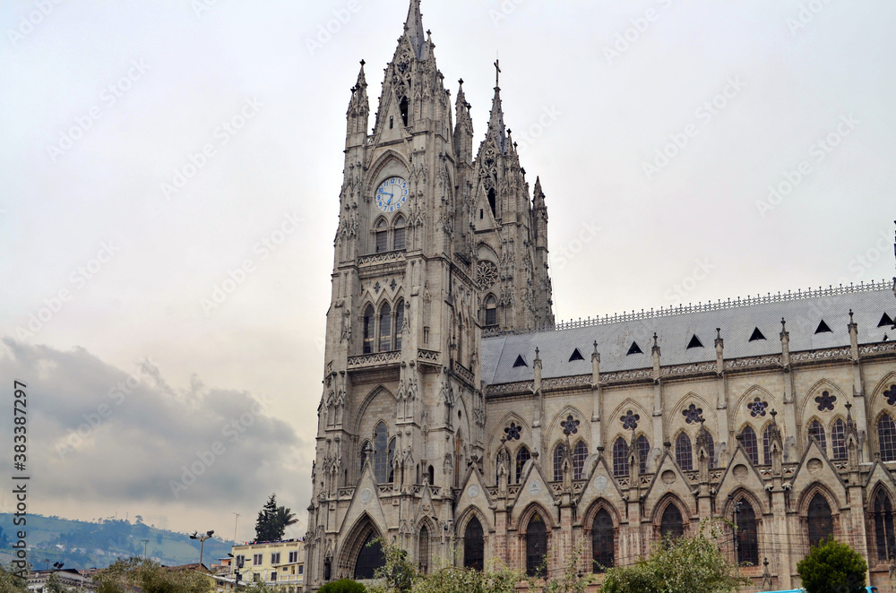 Quito, Ecuador - Basílica del Voto Nacional