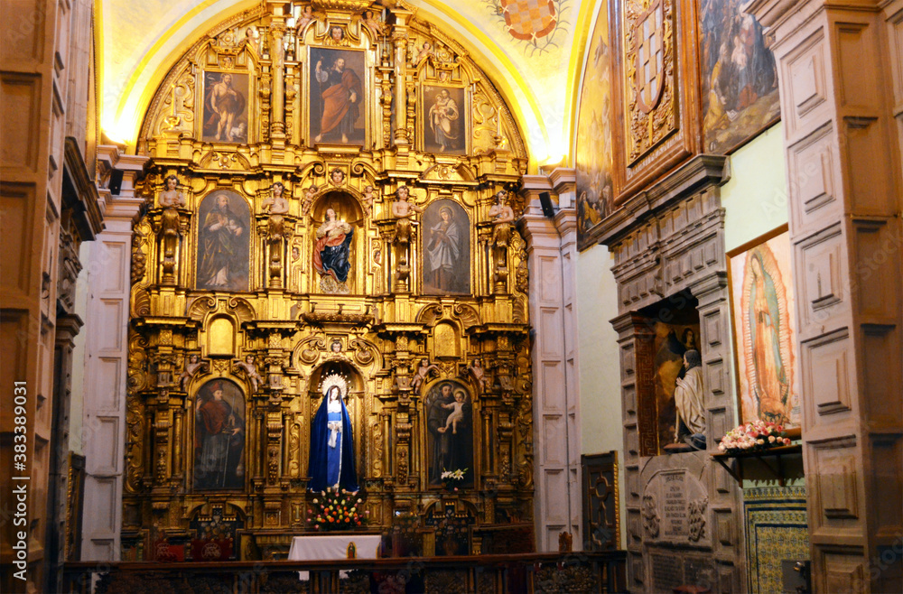 Quito, Ecuador - Inside La Compañía de Jesus Church