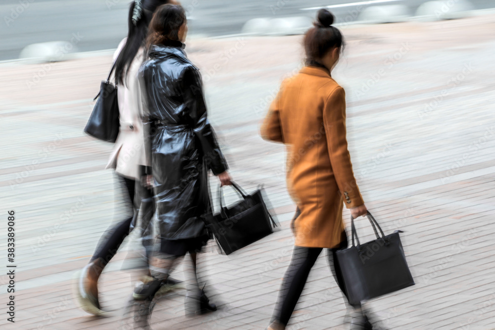 Obraz premium visit the shops in city