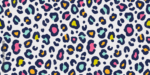 Colorful leopard seamless pattern. Fashion stylish vector texture.