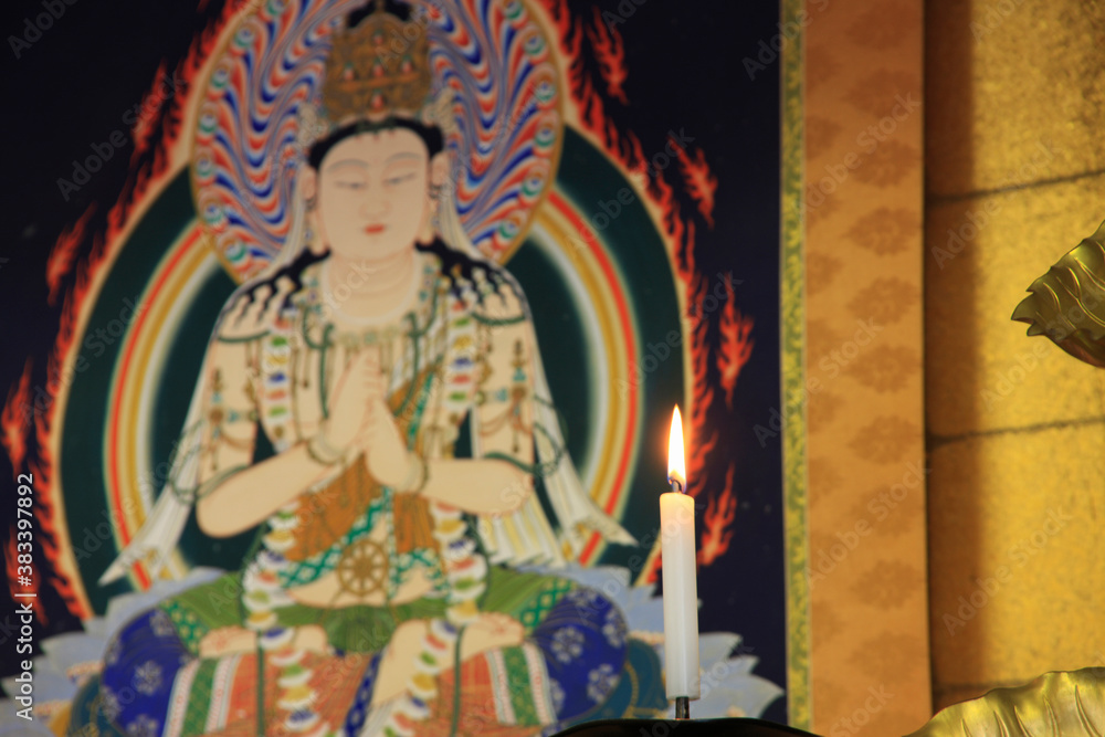 Fototapeta premium 掛け軸の仏画