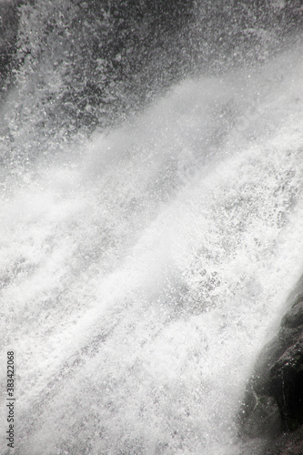 大川の滝 © Paylessimages