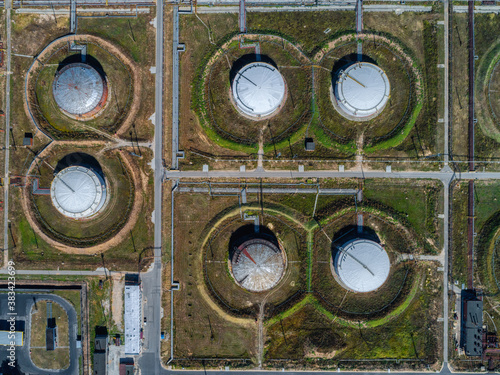 Photographie Oil storage, aerial view.