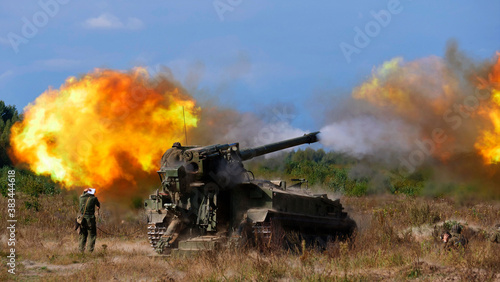 Exercises on firing from artillery mounts are being held at the range photo